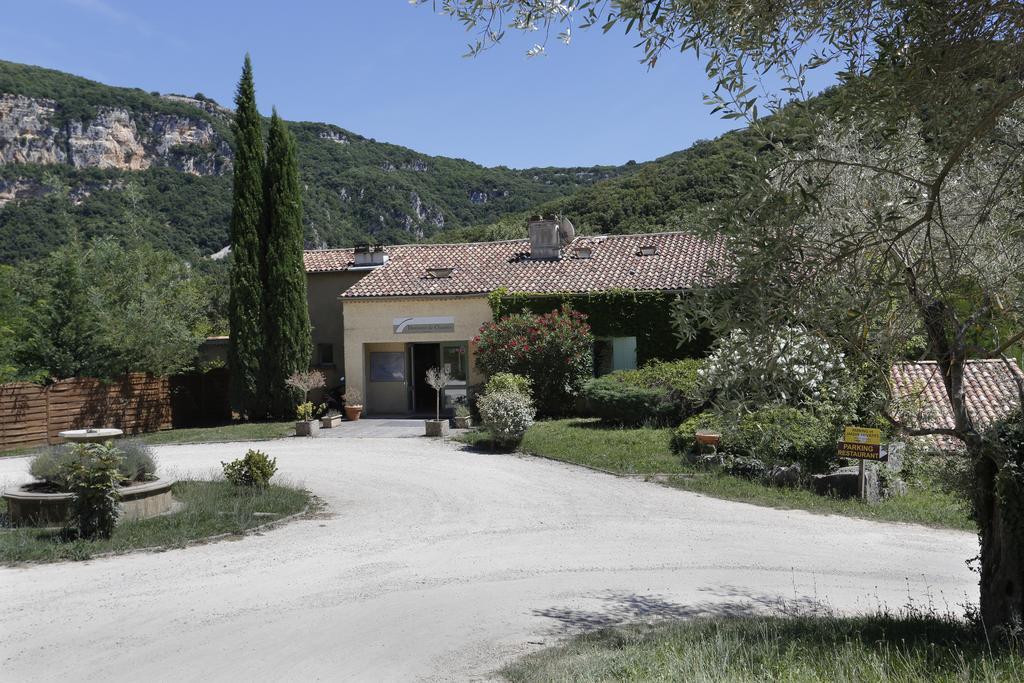 Vacanceole - Le Domaine De Chames - Pont D'Arc Vallon-Pont-dʼArc Exteriör bild