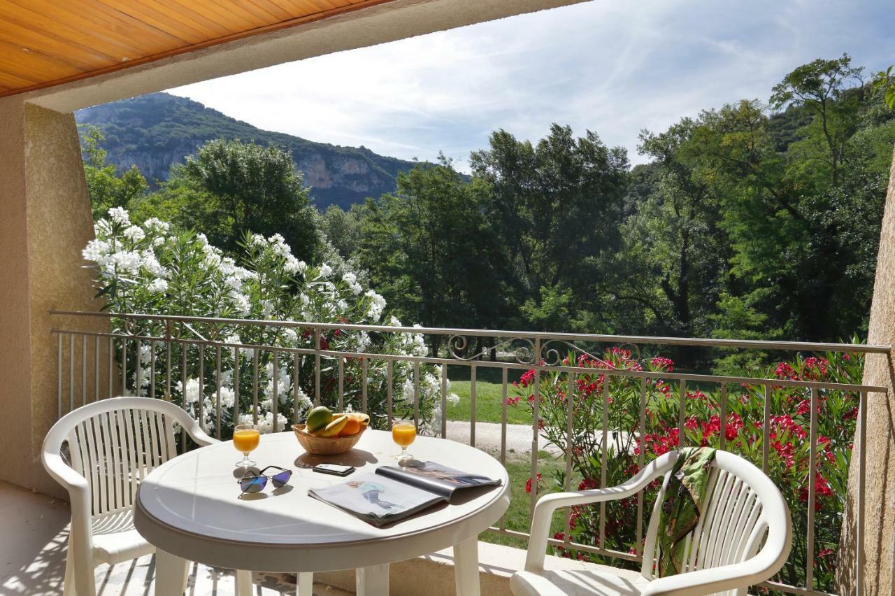 Vacanceole - Le Domaine De Chames - Pont D'Arc Vallon-Pont-dʼArc Exteriör bild
